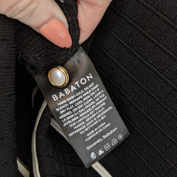 Aritzia Babaton sculpt knit button cropped SOLD - Picture 7 of 8